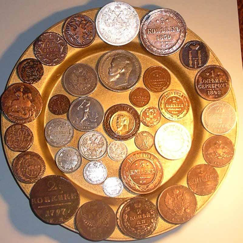 Сайт нумизматов монет. Коллекционирование монет. Панно с монетами. Коллекция монет. Коллекция старинных монет.
