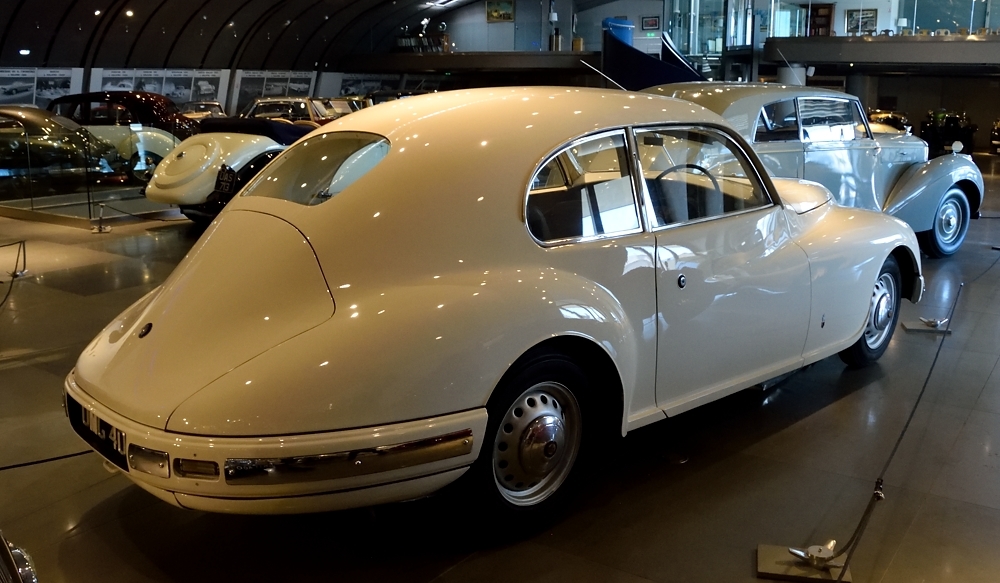 Hellenic Motor Museum музеи,bristol